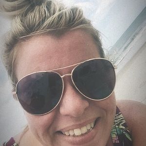 Meet your Posher, Katrina